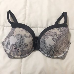 Victoria’s Secret 34DD Biofit Demi Uplift Bra